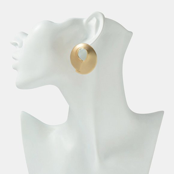Matte Gold Earring - Picture 5 of 5
